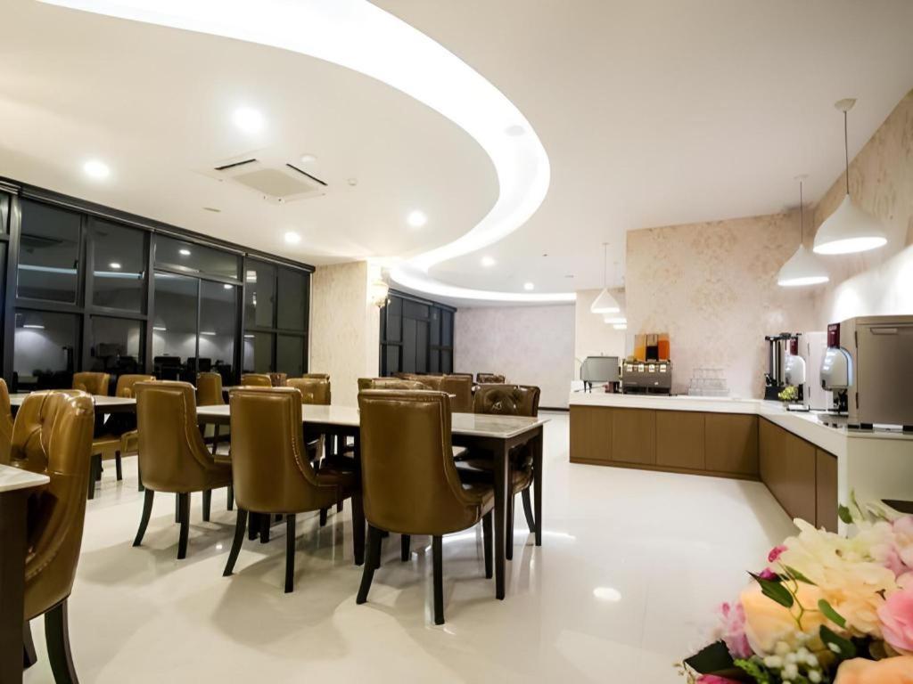 צ'יאנג מאי The Y Boutique Hotel מראה חיצוני תמונה